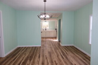 5122 Avenue L in Santa Fe, TX - Building Photo - Building Photo