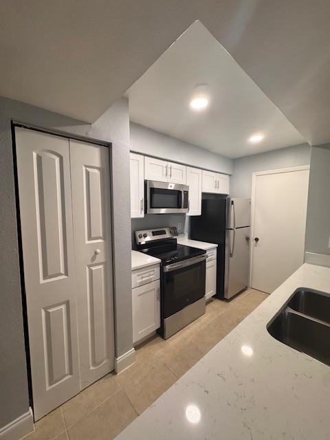 property at 3032 Parkway Blvd