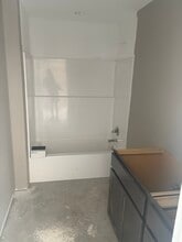 317 E 13th St, Unit A in Hays, KS - Building Photo - Building Photo