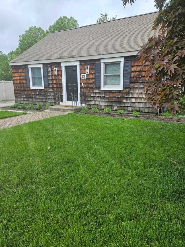 property at 12 Taylor St