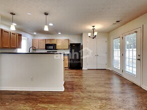 307 Meadows Ln in Canton, GA - Building Photo - Building Photo