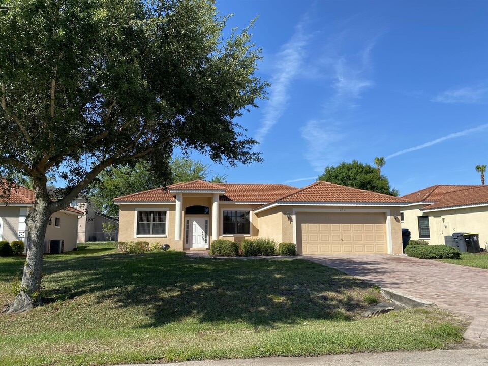 405 Caraway Dr in Kissimmee, FL - Building Photo