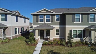 1719 Walnut Crk Dr in Kissimmee, FL - Building Photo