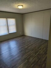 55 Locust St in Hopkinsville, KY - Foto de edificio - Building Photo