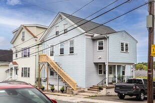 62 Butler St, Unit 2 in Salem, MA - Building Photo