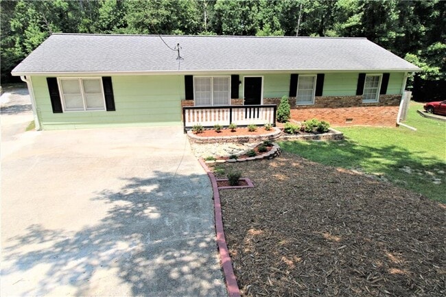 property at 979 Chestnut Oak Ct