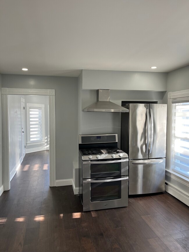 114 Tenney St, Unit 2