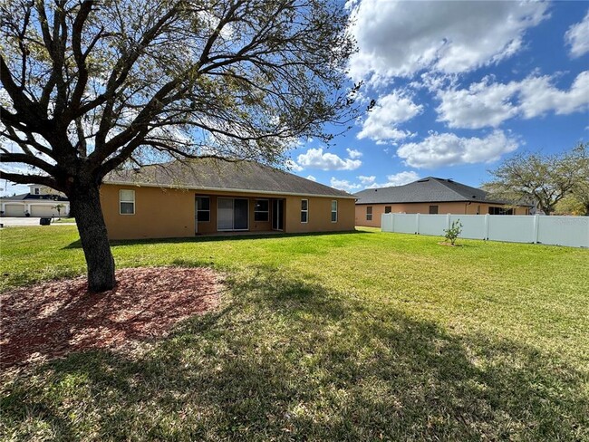 1021 Jilliam Way in Winter Garden, FL - Building Photo - Building Photo