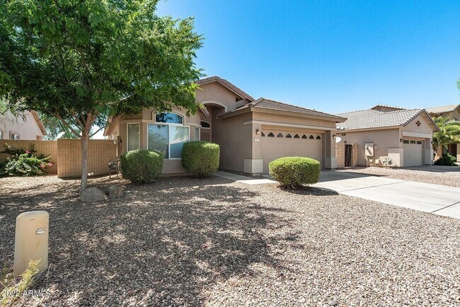 322 S 120th Ave in Avondale, AZ - Building Photo - Building Photo