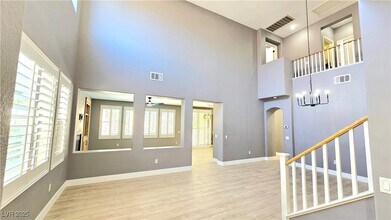 326 Carlisle Crossing St in Las Vegas, NV - Foto de edificio - Building Photo