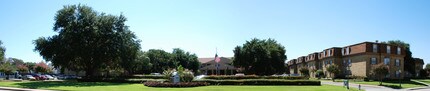 Emerson on Harvest Hill in Dallas, TX - Foto de edificio - Building Photo