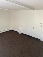 429 W Main St in Mount Pleasant, PA - Building Photo - Building Photo