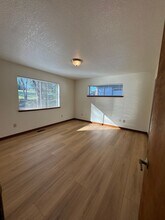 11683 Lakeshore S in Auburn, CA - Building Photo - Building Photo