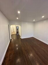 1357 Adams St NE, Unit 4 in Washington, DC - Foto de edificio - Building Photo