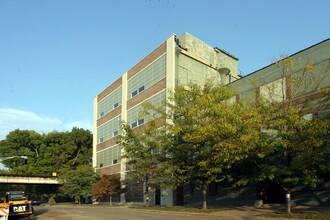 The Lofts at 1800 in Chicago, IL - Building Photo - Building Photo