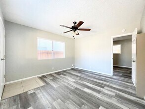 137 S Myers St in Oceanside, CA - Building Photo - Building Photo