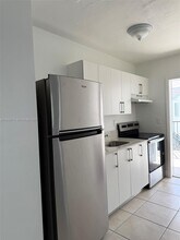 745 NW 60th St in Miami, FL - Building Photo - Building Photo