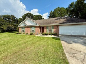 10 Ryan Dr in Richmond Hill, GA - Building Photo - Building Photo