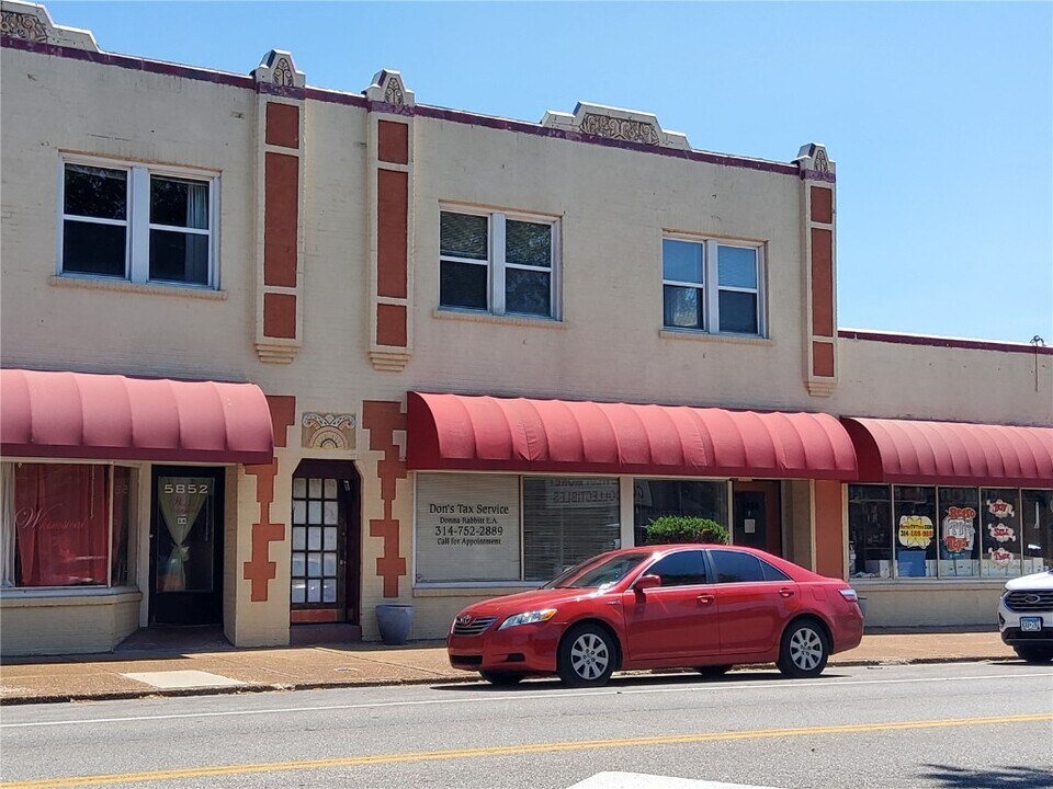 5856 Hampton Ave in St. Louis, MO - Building Photo