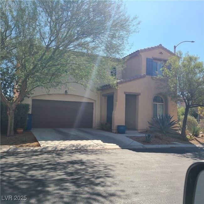 10686 Cliff Lake St in Las Vegas, NV - Building Photo - Building Photo