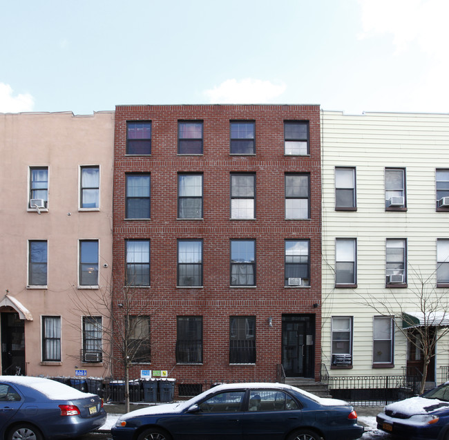 252 Himrod St in Brooklyn, NY - Building Photo - Building Photo