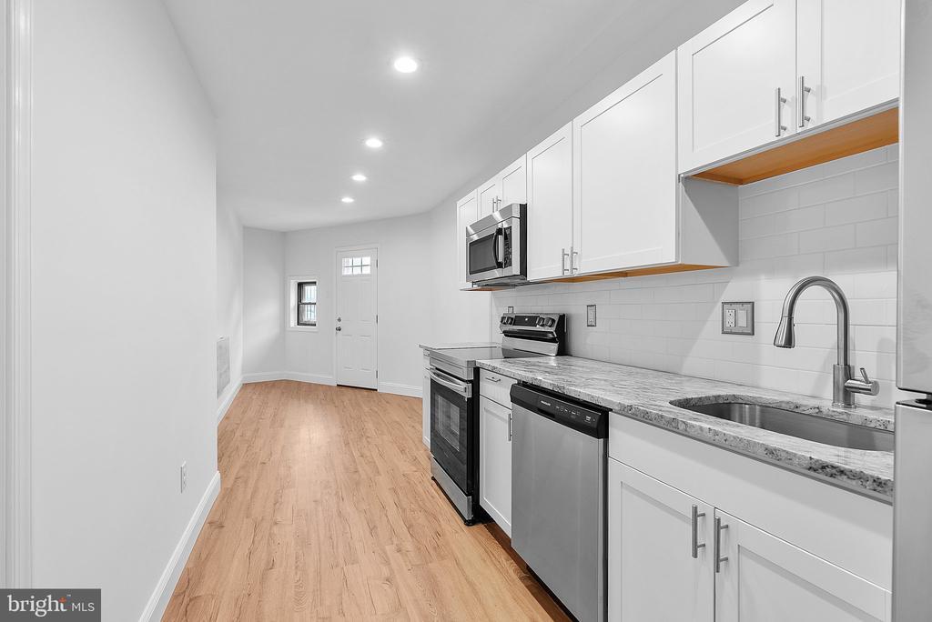 3876 Lancaster Ave in Philadelphia, PA - Building Photo
