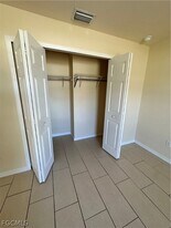 4521 SW 9th Ave in Cape Coral, FL - Building Photo