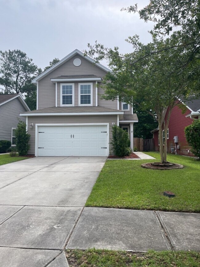 8806 Shadowglen Dr in North Charleston, SC - Building Photo - Building Photo