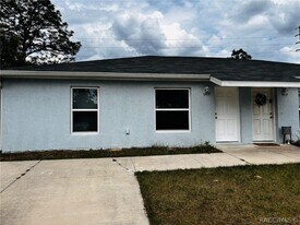 9437 N Travis Dr in Citrus Springs, FL - Building Photo