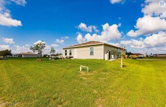 317 El Dorado Blvd N in Cape Coral, FL - Building Photo - Building Photo