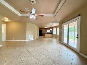 127 Timbercreek Ln in Lumberton, TX - Building Photo - Building Photo