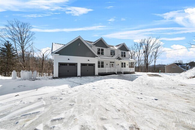 3147 NY-94 in Chester, NY - Building Photo - Building Photo