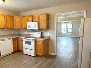 422 Dahoon Dr in Columbia, SC - Building Photo - Building Photo