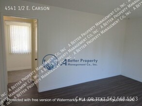 4541 1/2 E Carson St in Long Beach, CA - Building Photo - Building Photo