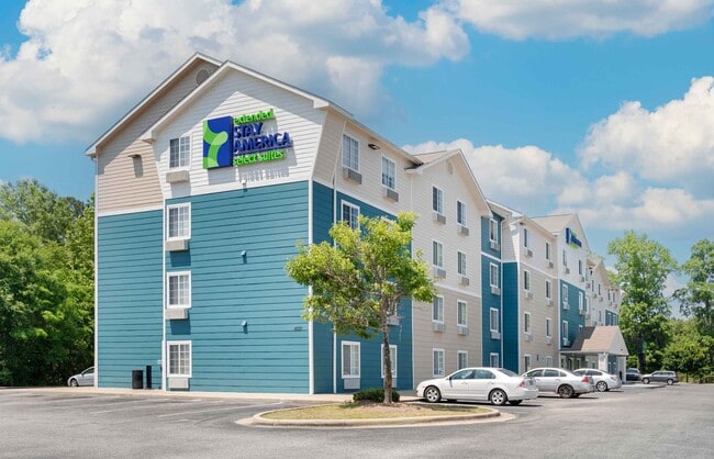 Extended Stay America Select Suites in Montgomery, AL - Building Photo - Building Photo