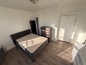 13 Cedar St in Yonkers, NY - Building Photo - Building Photo