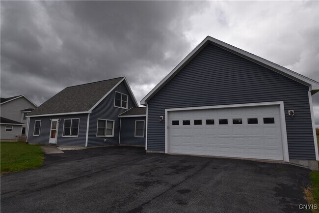 25003 NY-37 in Watertown, NY - Building Photo - Building Photo