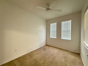 5168 Regatta Dr in Kissimmee, FL - Building Photo - Building Photo