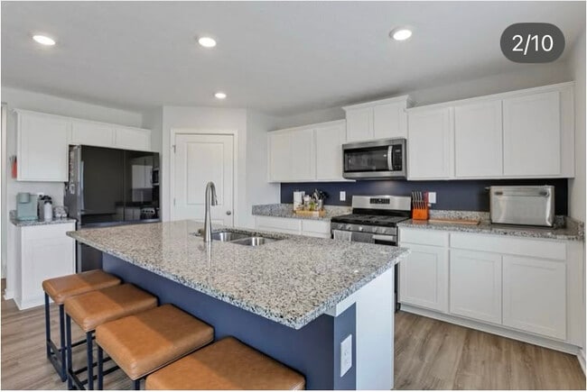 380 Trinity Wy E in Newark, OH - Foto de edificio - Building Photo