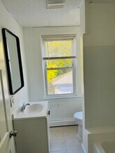 105 Bowdoin St in Providence, RI - Foto de edificio - Building Photo