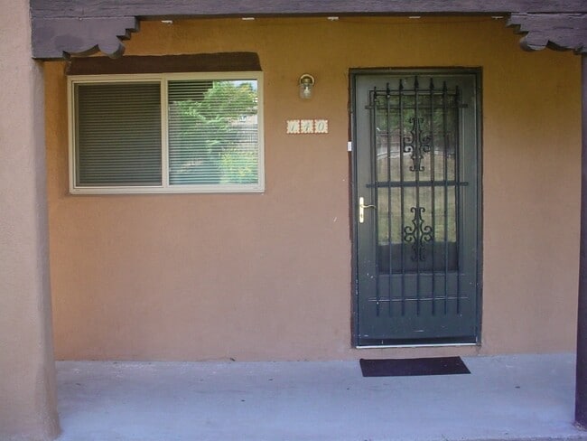 property at 2800 Cerrillos Rd