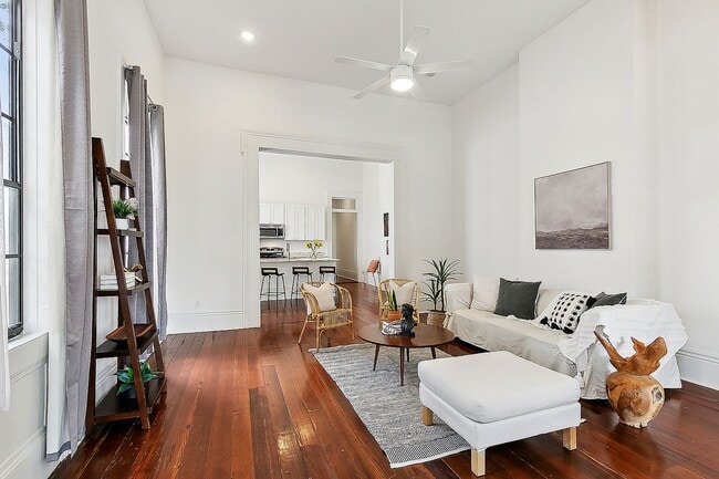 2123 S Liberty St in New Orleans, LA - Building Photo - Building Photo