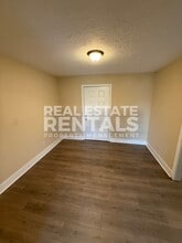 504 Pearl St in Gadsden, AL - Building Photo - Building Photo