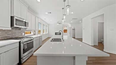 1320 Shaded Rock Dr in Missouri City, TX - Building Photo - Building Photo