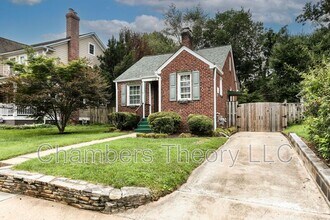 119 W George Mason Rd in Falls Church, VA - Building Photo - Building Photo