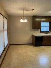 2017 Bradley Ave in Valdosta, GA - Building Photo - Building Photo