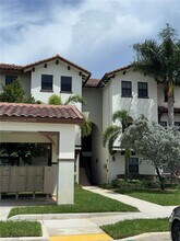 10620 NW 88th St in Doral, FL - Building Photo - Building Photo