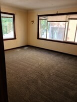 945 E Lander St, Unit 1