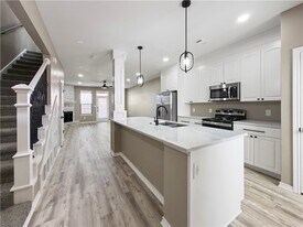 1305 W Villa Maria Rd in Bryan, TX - Building Photo