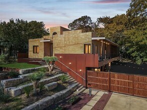 8635 San Leandro Dr in Dallas, TX - Building Photo - Building Photo